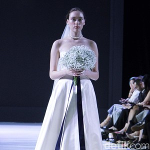 Stella Rissa Pertamakalinya Rilis Gaun Pengantin, Seperti Ini Koleksinya Stella Rissa Pertamakalinya Rilis Gaun Pengantin, Seperti Ini Koleksinya