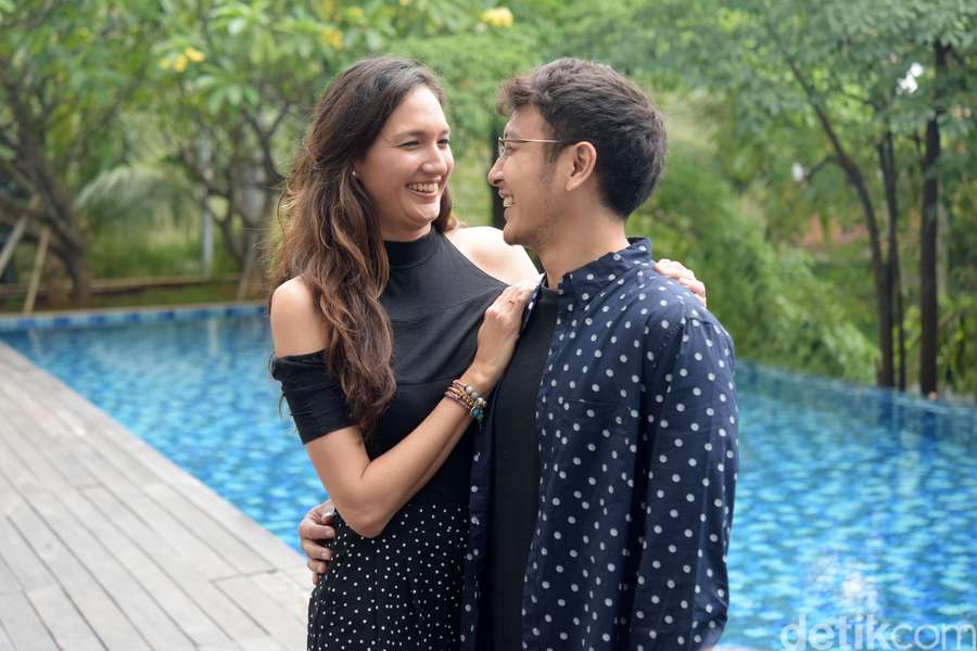 Cinta Laura, Sophia Latjuba, Deepika Padukone hingga 