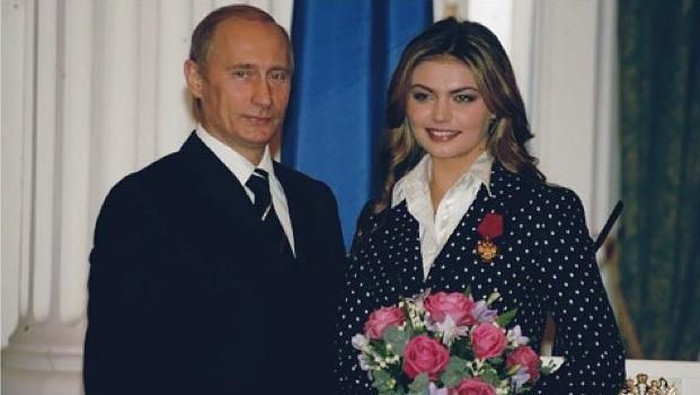 Alina Kabaeva, politikus cantik