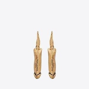 Saint Laurent Desain Perhiasan Mirip Penis, Harganya Sampai Rp 14 Juta Saint Laurent Desain Perhiasan Mirip Penis, Harganya Sampai Rp 14 Juta