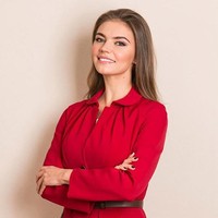 Di 2007, Alina terjun ke dunia politik. Di situlah kabarnya benih-benih cintanya dengan Putin timbul.  Foto: Instagram