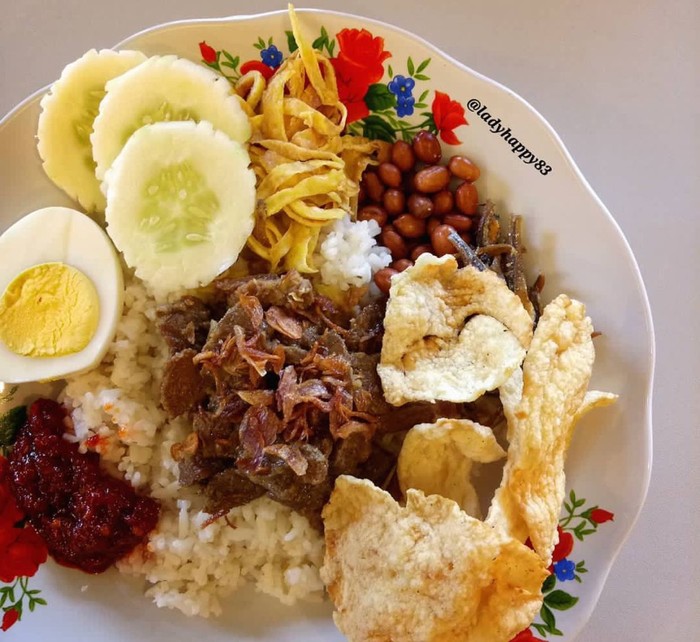 Sarapan Nasi Gemuk Khas Jambi Yang Bikin Puas Dan Perut Kenyang