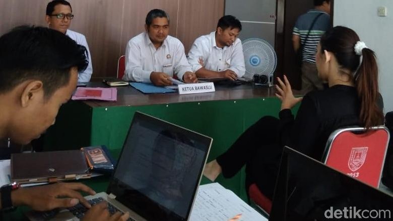 Nafa Urbach Penuhi Panggilan Bawaslu soal Pelanggaran Kampanye Nafa Urbach Penuhi Panggilan Bawaslu soal Pelanggaran Kampanye
