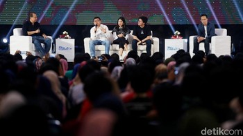 Kevin Aluwi dari Gojek dan Randy Yusuf  dari Google Indonesia semakin menambah keseruan acara.