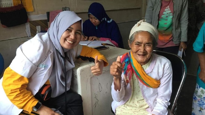 Ngojek Rp 1,5 Juta, Ini Suka-Duka dr Widya Tugas di Pedalaman Ngojek Rp 1,5 Juta, Ini Suka-Duka dr Widya Tugas di Pedalaman