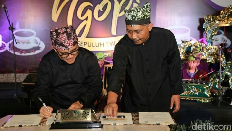 Jeruk Keprok Varietas Baru Akan Ditanam di Banyuwangi Jeruk Keprok Varietas Baru Akan Ditanam di Banyuwangi