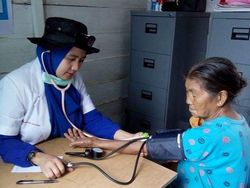 Ini dr Widya yang Bayar Ojek Rp 1,5 Juta untuk Tugas di Pedalaman Ini dr Widya yang Bayar Ojek Rp 1,5 Juta untuk Tugas di Pedalaman