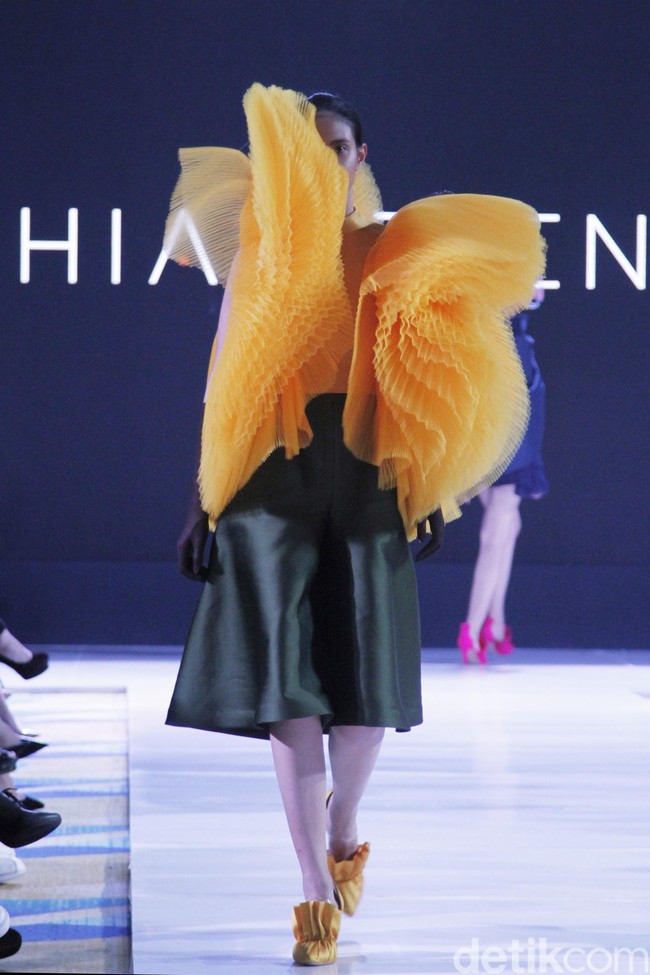 Rancangan terbaru Hian Tjen di IPMI Trend Show 2019, Senayan City, Jakarta, Selasa [13/11/2018]. Foto: Mohammad Abduh/Wolipop