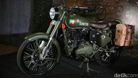 Dinamakan Royal Enfield Classic 500 Pegasus, model ini terinspirasi dari varian Royal Enfield WD Flying Flea 125 yang diproduksi di fasilitas bawah tanah Royal Enfield di Westwood, Inggris pada masa Perang Dunia II. 