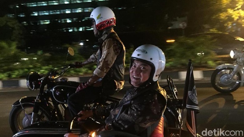 Konvoi Motor Lawas ala Jubir Polri Jelang Pisah Sambut Konvoi Motor Lawas ala Jubir Polri Jelang Pisah Sambut