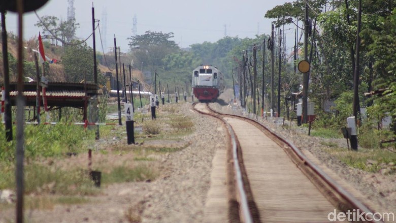 KAI Larang Tur Mistis Datangi Lagi Rel Lokasi Tragedi Bintaro 1987 KAI Larang Tur Mistis Datangi Lagi Rel Lokasi Tragedi Bintaro 1987