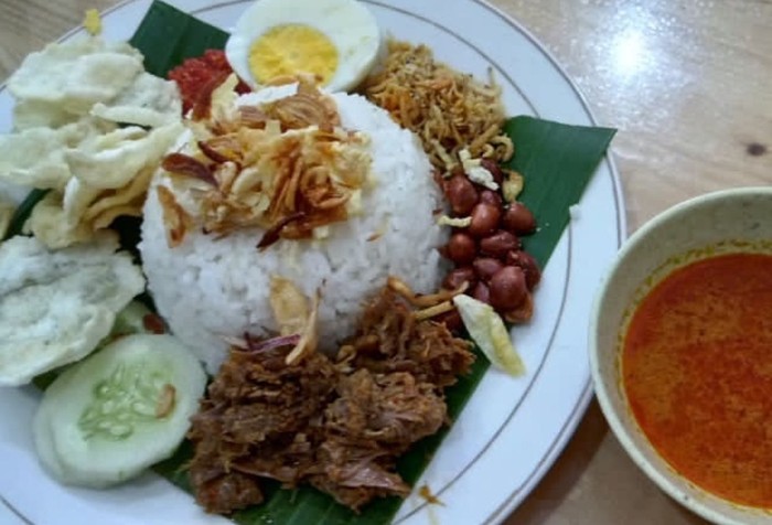 Sarapan Nasi Gemuk Khas Jambi Yang Bikin Puas Dan Perut Kenyang