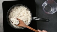 Nasi Dingin Lebih Sehat untuk Diabetes? Ini Faktanya Menurut Dokter