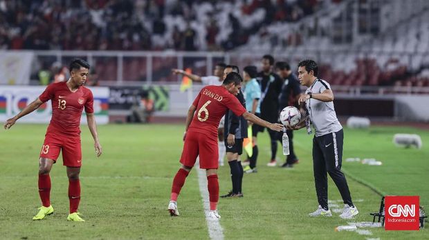 Bima Sakti dianggap merasakan tekanan melatih Timnas Indonesia di Piala AFF 2018. 