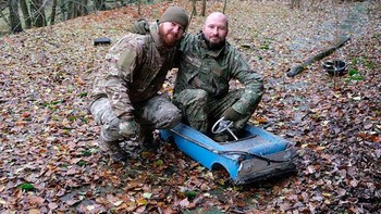 Dalam foto yang sama saat sudah dewasa. Foto: boredpanda