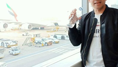 10 Momen Kulineran dr. Boy Abidin yang Hobi Makan