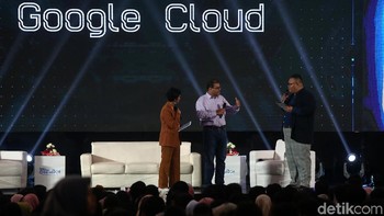 Acara ini sengaja dikemas santai, dengan memadukan keynote speakers dari para penggiat industri digital global, panel diskusi, music performance dan eksibisi.