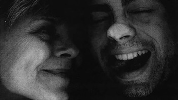 Mengulang adegan yang sama saat dewasa. Foto: boredpanda