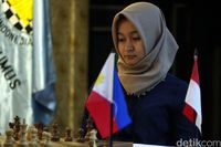 Medina Warda Aulia Kalahkan Pecatur Filipina