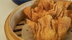 Yummy, Sore-sore Enaknya Ngemil Dimsum Bercocol Saus Cabai