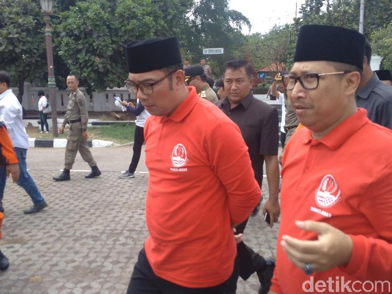 Pelantikan Wali Kota Cirebon Dipercepat, Ridwan Kamil Tunggu Mendagri Pelantikan Wali Kota Cirebon Dipercepat, Ridwan Kamil Tunggu Mendagri