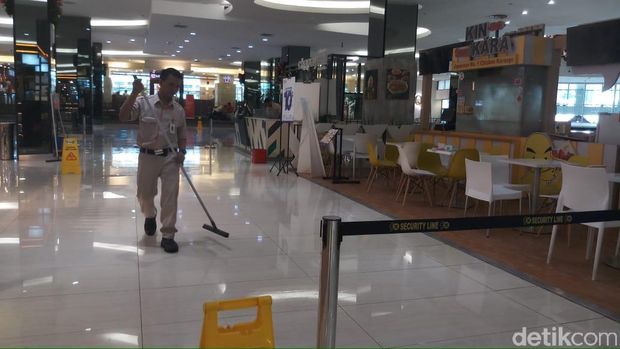 Gerai lokasi munculnya asap pekat di fX Sudirman, Rabu (14/11/2018)