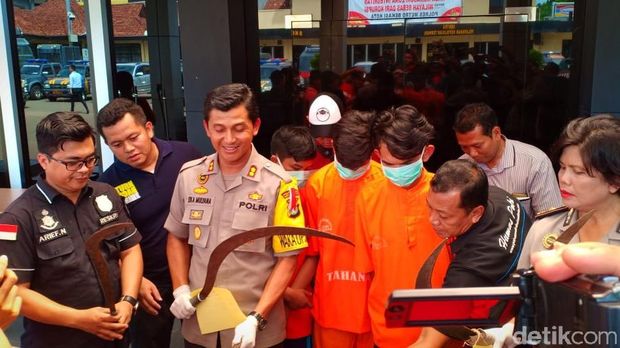 Tawuran Pelajar di Bekasi Digagalkan, 16 Celurit dan Parang Disita