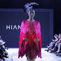 Rancangan terbaru Hian Tjen di IPMI Trend Show 2019, Senayan City, Jakarta, Selasa [13/11/2018]. Foto: Mohammad Abduh/Wolipop