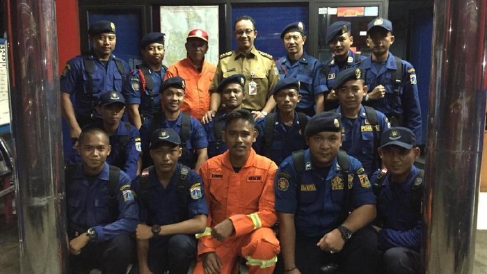 Live IG, Anies Sidak ke Pos Damkar di Jagakarsa