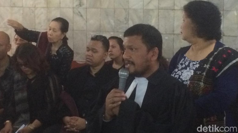 Pendeta Minta Keluarga Korban Pembunuhan di Bekasi Tak Dendam Pendeta Minta Keluarga Korban Pembunuhan di Bekasi Tak Dendam