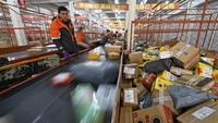 Data dari Kantor Pos Negara China menunjukkan lebih dari 1,35 miliar paket dihasilkan selama belanja besar-besaran pada platform e-commerce utama pada 11 November 2018. Istimewa/Dok. Xinhuanet.