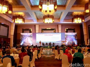 Anas Berbagi Pengalaman Garap Wisata, Ini Tujuannya