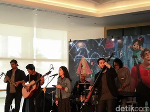 Kolaborasi Bareng Disney Indonesia, Payung Teduh Rilis Sebuah Lagu
