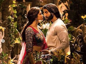 Suasana Pernikahan Deepika Padukone dan Ranveer Singh