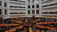 Perpustakaan umum State Library Victoria jadi spot wisata yang seru di Melbourne. Selain banyak buku-buku lengkap, ada juga tur gratis yang menjelaskan sejarah Australia (Shinta/detikcom)