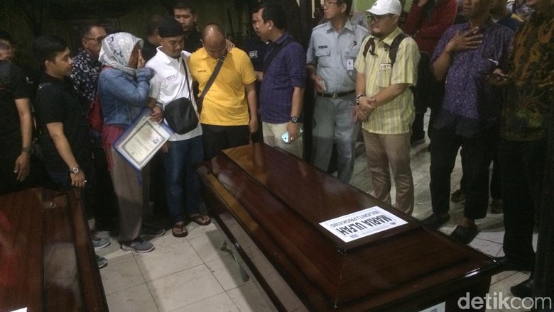 3 Jenazah Korban Lion Air Diserahkan ke Keluarga 3 Jenazah Korban Lion Air Diserahkan ke Keluarga