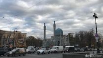 Foto: Megah & Cantiknya Masjid Sukarno di Rusia