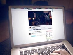 WhatsApp, Instagram & Deretan Aplikasi Tertolak di China