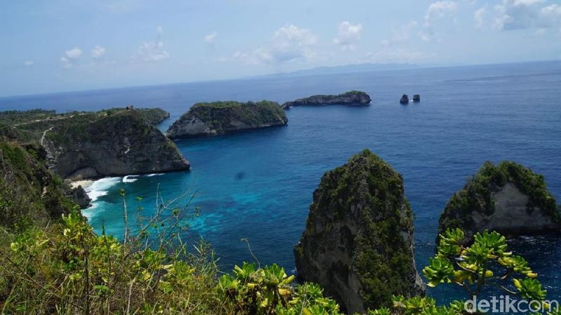 Foto: Raja Lima di Nusa Penida dan Rumah Pohon Instagrammable