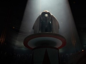 Dumbo Jadi Persembahan Tim Burton Setelah Kisah Alice di Negeri Ajaib