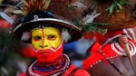Tari Tradisional Papua Nugini Sambut Kedatangan Presiden China