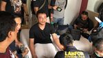 Foto-foto Penangkapan HS, Terduga Pembunuh Satu Keluarga di Bekasi