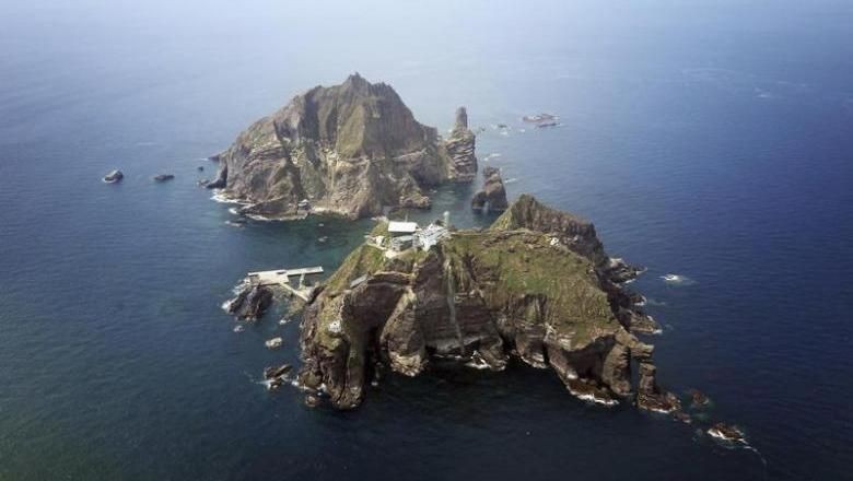 Kapal Ikan Korsel Tabrakan di Laut Jepang, 13 Orang Dievakuasi Kapal Ikan Korsel Tabrakan di Laut Jepang, 13 Orang Dievakuasi