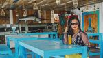 Gaya Stylish Ibunda Rachel Vennya Saat Kulineran di Berbagai Negara