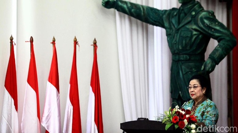 Megawati: Kasihan Prabowo, Kenapa Orang di Lingkungannya Seperti Itu? Megawati: Kasihan Prabowo, Kenapa Orang di Lingkungannya Seperti Itu?