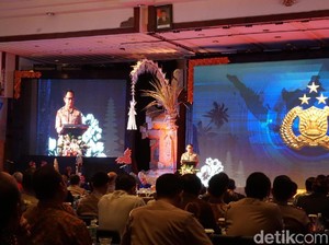 Kapolri Minta Kepala Daerah Bangun Infrastruktur dan Transportasi
