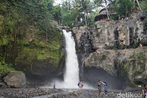 air terjun tegenungan bali