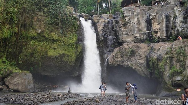 Foto: Air Terjun Tegenungan, Spot Hits di Ubud