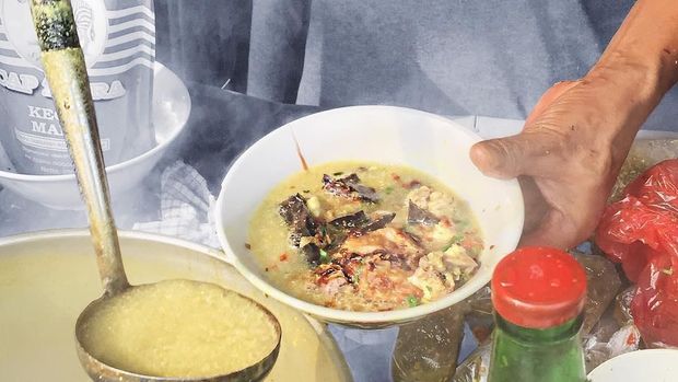 Yuk Jajan  Soto Kuning  Khas Bogor yang Gurih Enak 