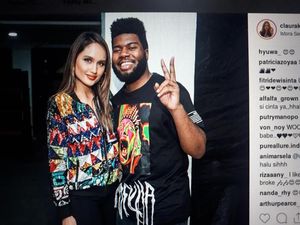Foto Bareng, Ekspresi Khalid Kok Senang Banget Ketemu Cinta Laura